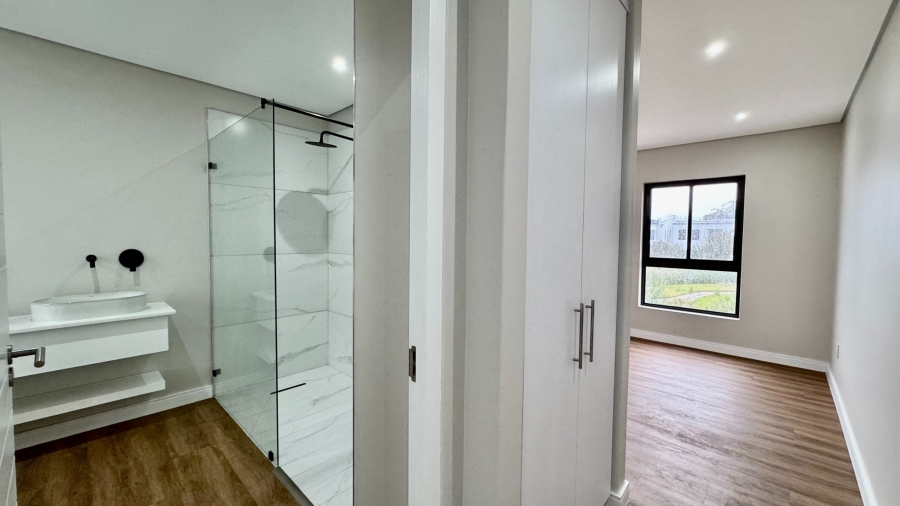 3 Bedroom Property for Sale in Croydon Gardens Estate Western Cape
